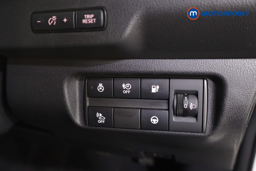 Nissan Leaf N-Connecta Automatic Electric Hatchback - Stock Number (1560060) - 9th supplementary image