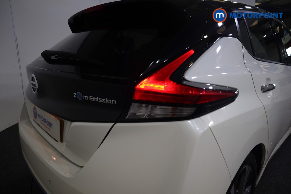 Nissan Leaf N-Connecta Automatic Electric Hatchback - Stock Number (1560060) - 21st supplementary image