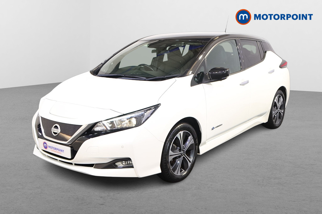 Nissan Leaf N-Connecta Automatic Electric Hatchback - Stock Number (1560060) - Passenger side front corner