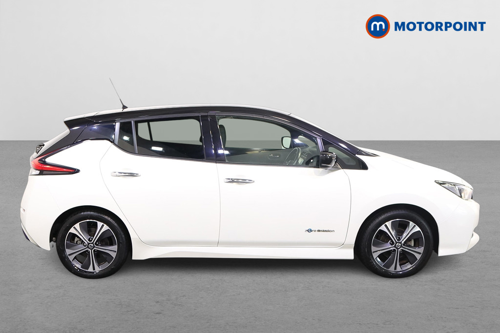 Nissan Leaf N-Connecta Automatic Electric Hatchback - Stock Number (1560060) - Drivers side