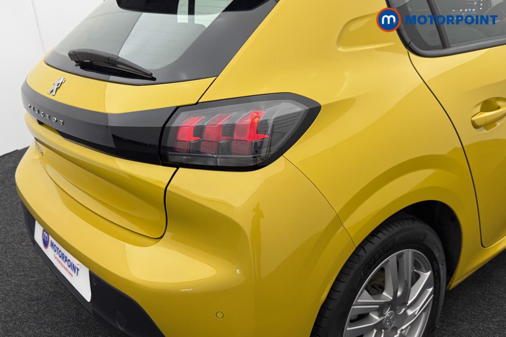 Peugeot 208 Active Manual Petrol Hatchback - Stock Number (1560308) - 23rd supplementary image