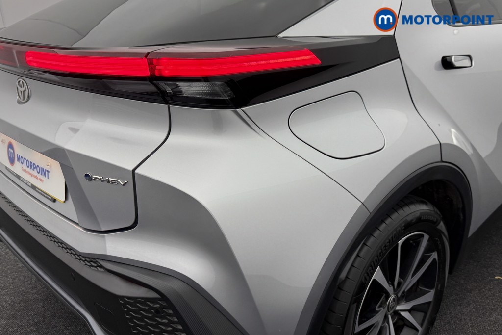 Toyota C-Hr Design Automatic Petrol Plug-In Hybrid SUV - Stock Number (1560443) - 14th supplementary image