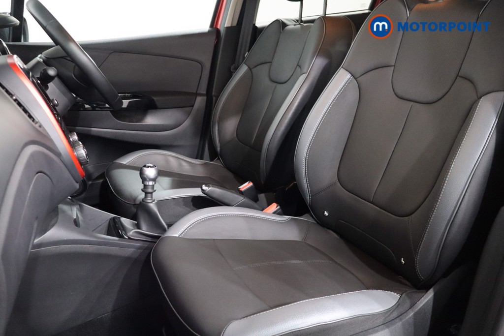 Renault Captur Signature Nav Manual Petrol SUV - Stock Number (1560447) - 4th supplementary image