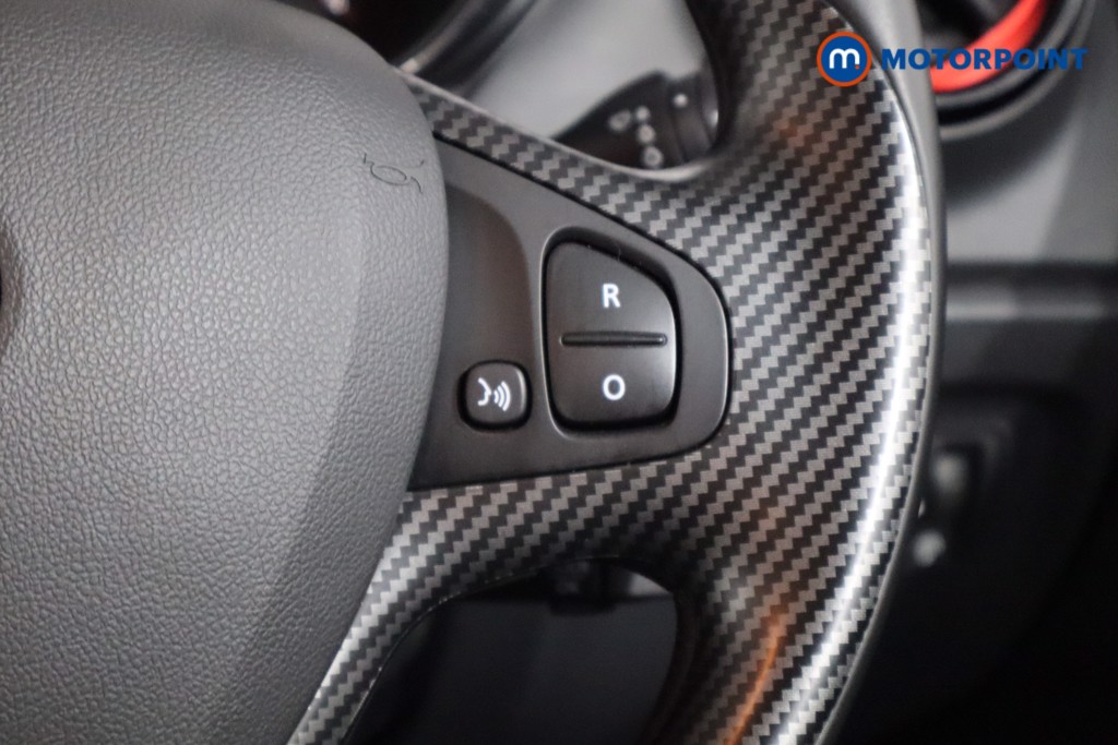 Renault Captur Signature Nav Manual Petrol SUV - Stock Number (1560447) - 8th supplementary image