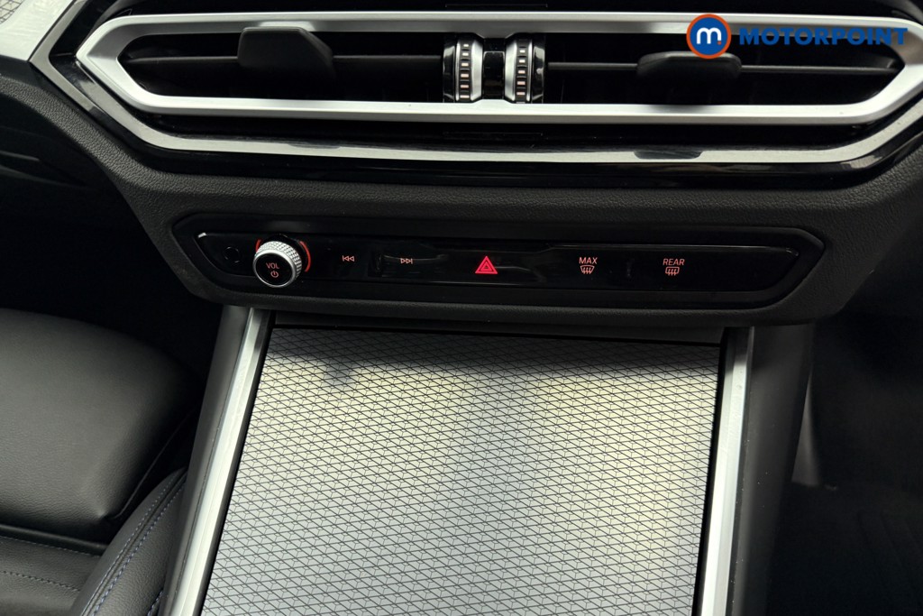 BMW 3 Series M Sport Automatic Petrol Plug-In Hybrid Saloon - Stock Number (1560983) - 10th supplementary image