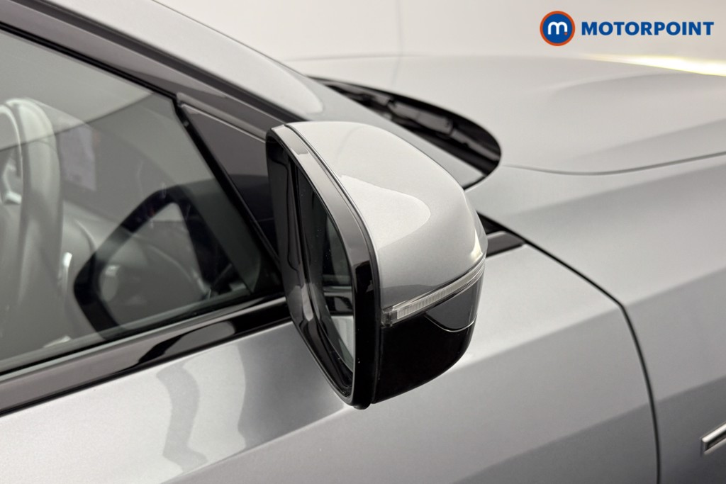 BMW 3 Series M Sport Automatic Petrol Plug-In Hybrid Saloon - Stock Number (1560983) - 17th supplementary image