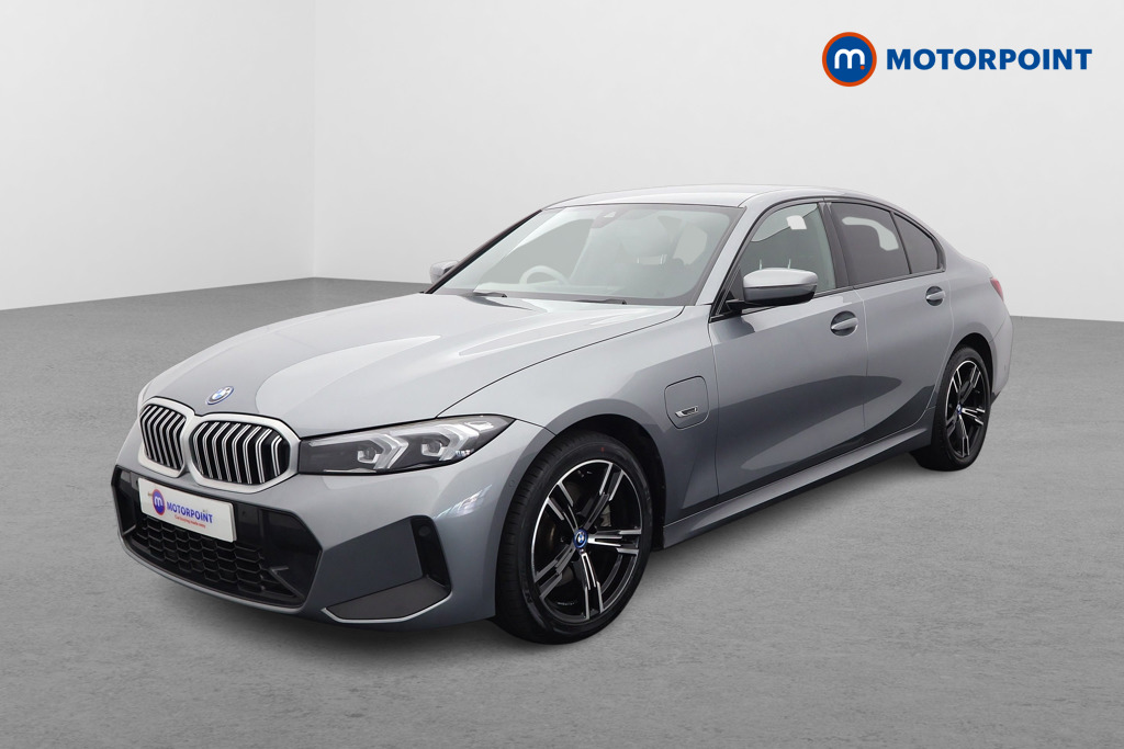 BMW 3 Series M Sport Automatic Petrol Plug-In Hybrid Saloon - Stock Number (1560983) - Passenger side front corner