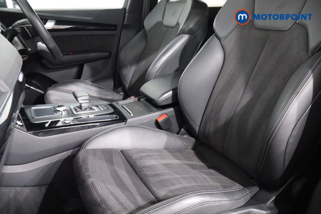 Audi Q5 Black Edition Automatic Petrol SUV - Stock Number (1561091) - 4th supplementary image