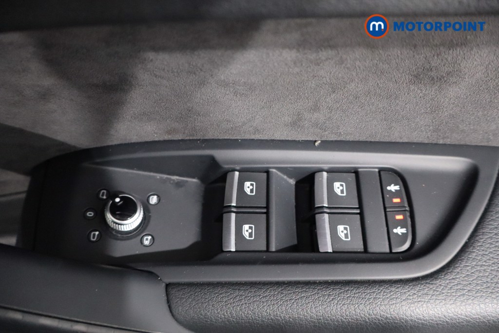 Audi Q5 Black Edition Automatic Petrol SUV - Stock Number (1561091) - 19th supplementary image