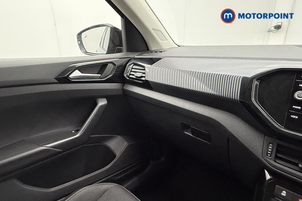 Volkswagen T-Cross Black Edition Manual Petrol SUV - Stock Number (1561329) - 37th supplementary image