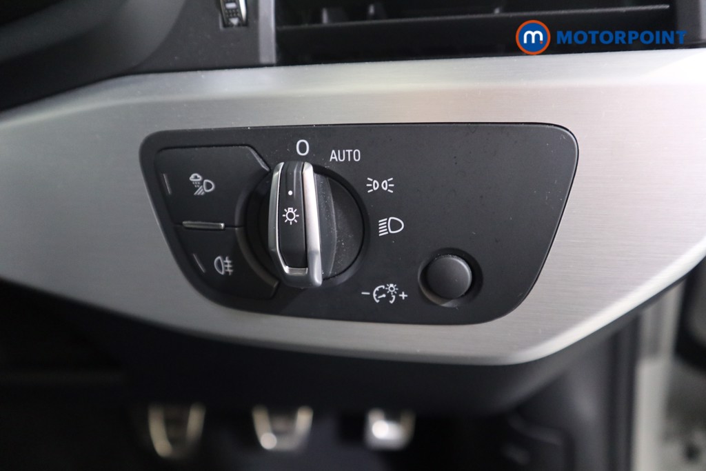 Audi A4 S Line Manual Petrol Saloon - Stock Number (1561375) - 10th supplementary image