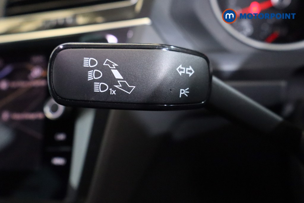 Volkswagen Tiguan Life Automatic Petrol SUV - Stock Number (1561785) - 13th supplementary image