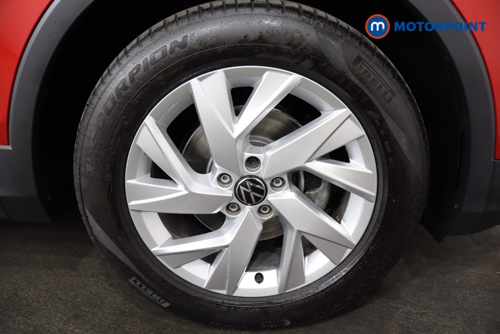 Volkswagen Tiguan Life Automatic Petrol SUV - Stock Number (1561785) - 23rd supplementary image