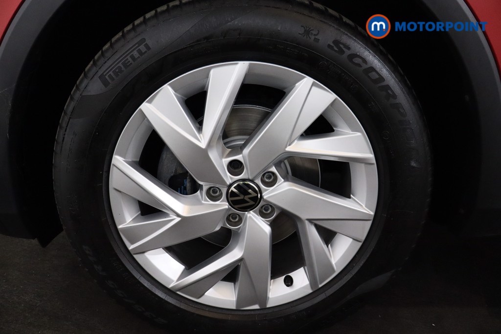 Volkswagen Tiguan Life Automatic Petrol SUV - Stock Number (1561785) - 24th supplementary image
