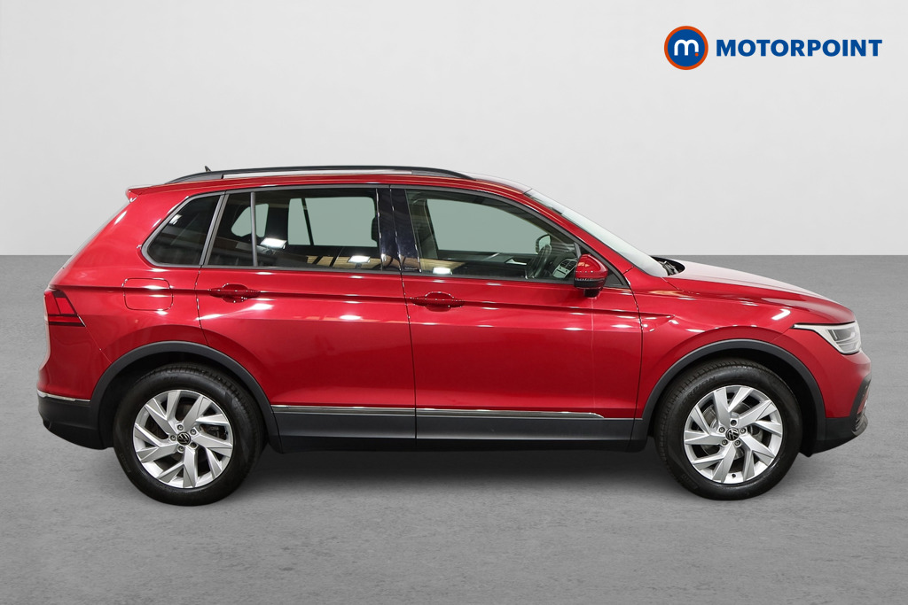 Volkswagen Tiguan Life Automatic Petrol SUV - Stock Number (1561785) - Drivers side