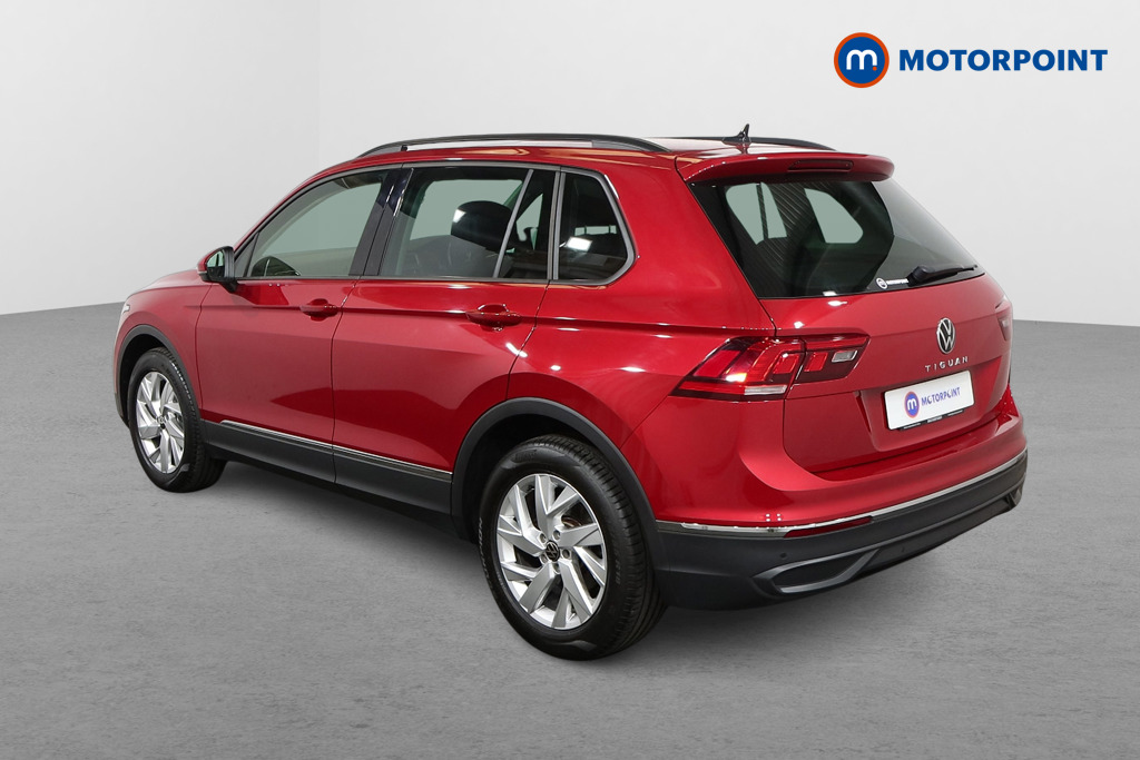 Volkswagen Tiguan Life Automatic Petrol SUV - Stock Number (1561785) - Passenger side rear corner
