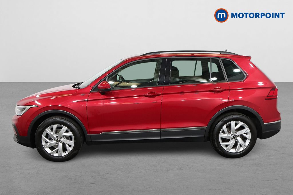 Volkswagen Tiguan Life Automatic Petrol SUV - Stock Number (1561785) - Passenger side