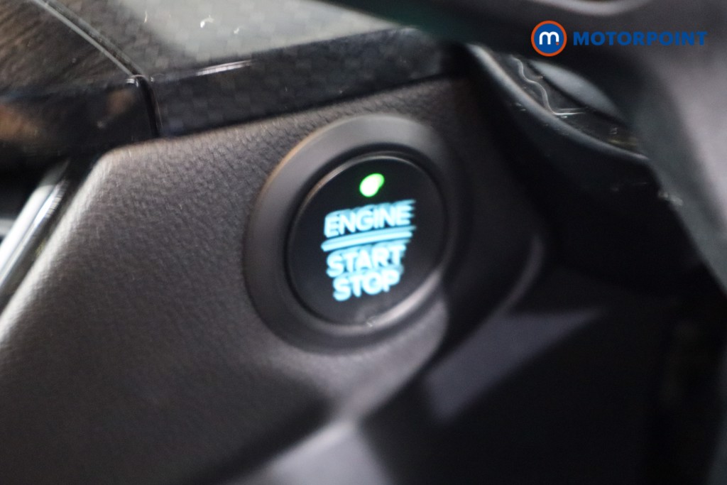 Ford Kuga St-Line Edition Manual Petrol SUV - Stock Number (1561973) - 13th supplementary image