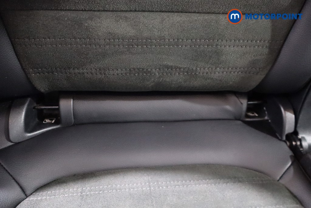 Ford Kuga St-Line Edition Manual Petrol SUV - Stock Number (1561973) - 27th supplementary image