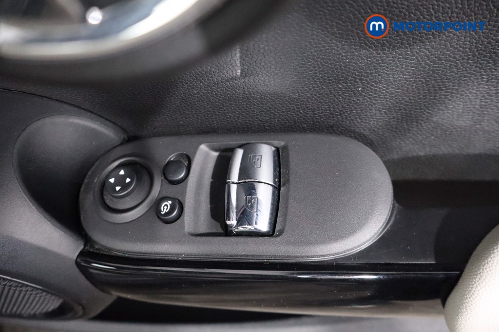 Mini Hatchback Cooper S Exclusive Automatic Petrol Hatchback - Stock Number (1562114) - 22nd supplementary image