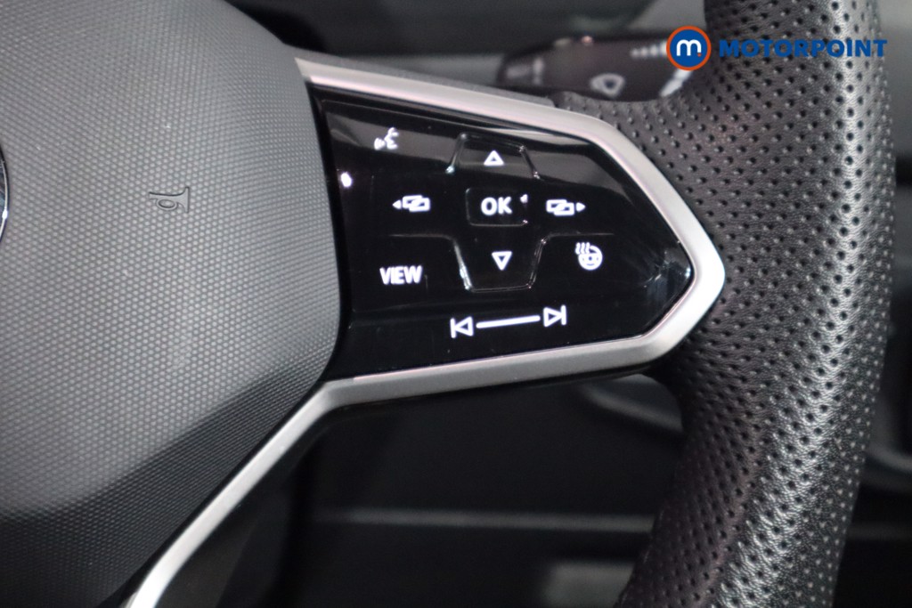 Volkswagen Tiguan R-Line Automatic Petrol SUV - Stock Number (1562129) - 8th supplementary image