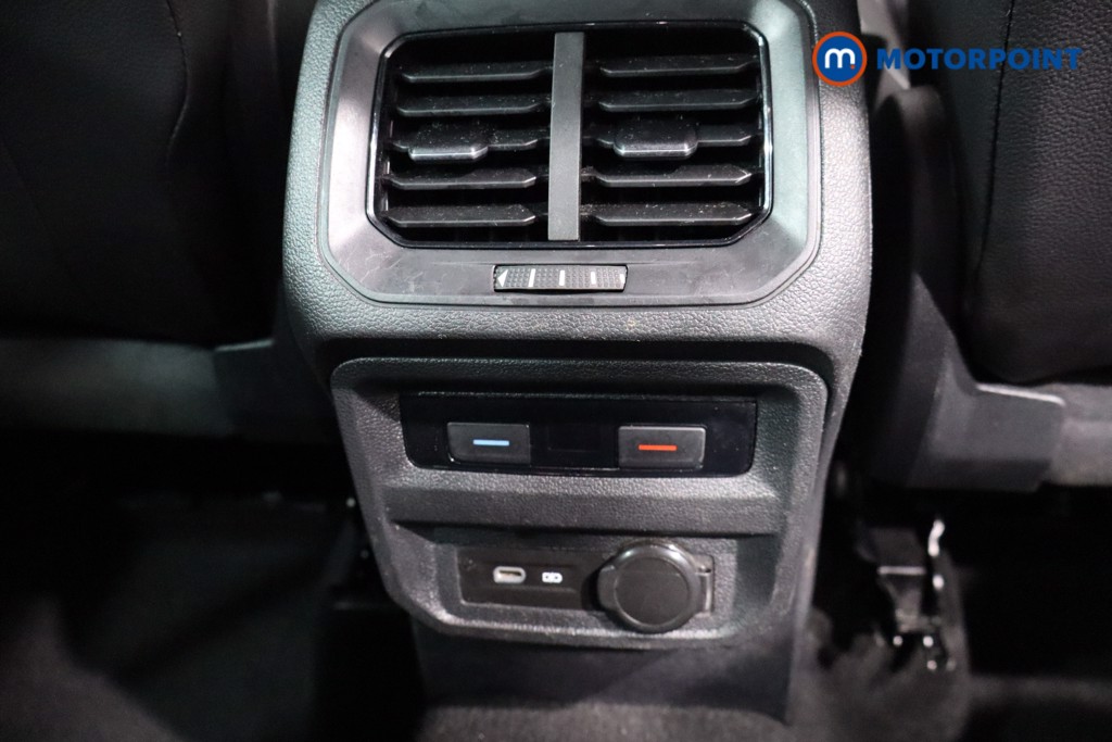 Volkswagen Tiguan R-Line Automatic Petrol SUV - Stock Number (1562129) - 26th supplementary image