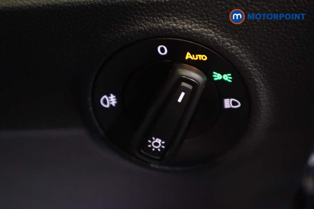 Volkswagen T-Roc Match Manual Petrol SUV - Stock Number (1562172) - 10th supplementary image