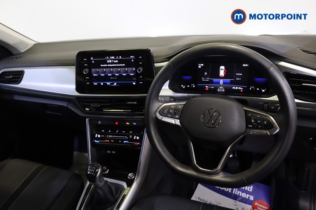 Volkswagen T-Roc Match Manual Petrol SUV - Stock Number (1562172) - 1st supplementary image