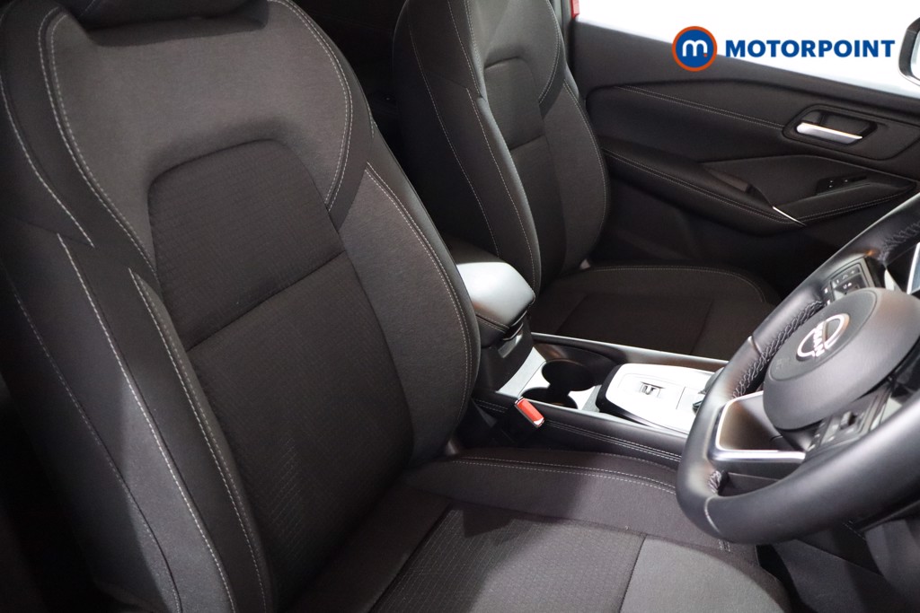 Nissan Qashqai N-Connecta Automatic Petrol SUV - Stock Number (1562340) - 24th supplementary image