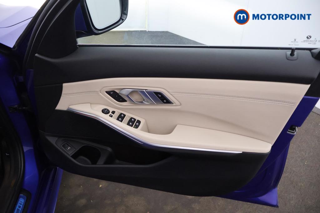 BMW 3 Series M Sport Automatic Petrol Saloon - Stock Number (1562369) - 9th supplementary image