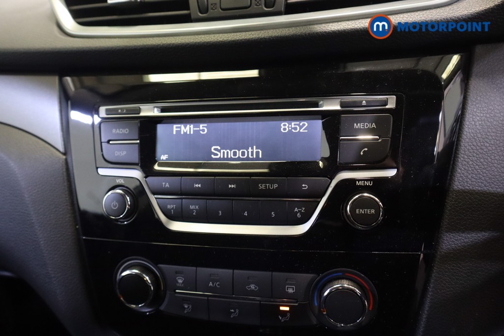 Nissan Qashqai Visia Manual Diesel SUV - Stock Number (1562389) - 2nd supplementary image