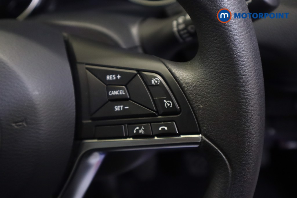 Nissan Qashqai Visia Manual Diesel SUV - Stock Number (1562389) - 10th supplementary image