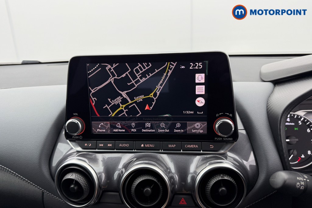 Nissan Juke N-Connecta Automatic Petrol SUV - Stock Number (1562822) - 7th supplementary image