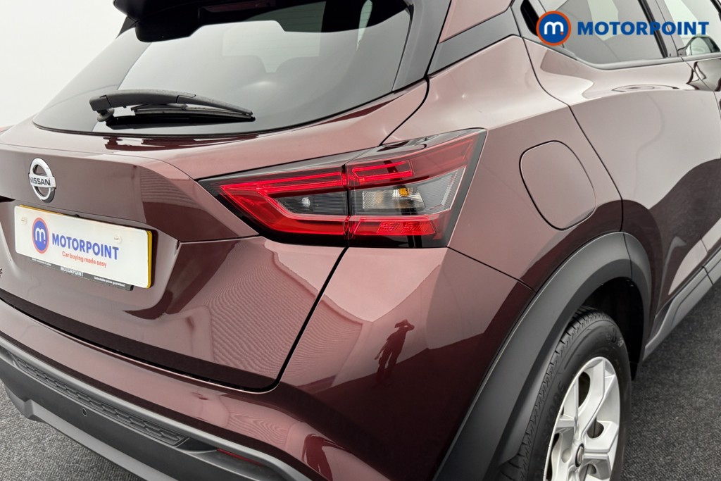 Nissan Juke N-Connecta Automatic Petrol SUV - Stock Number (1562822) - 25th supplementary image