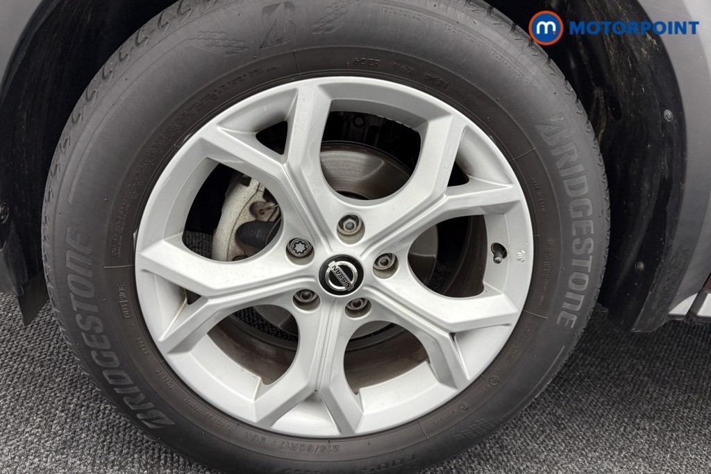 Nissan Juke N-Connecta Automatic Petrol SUV - Stock Number (1562822) - 28th supplementary image