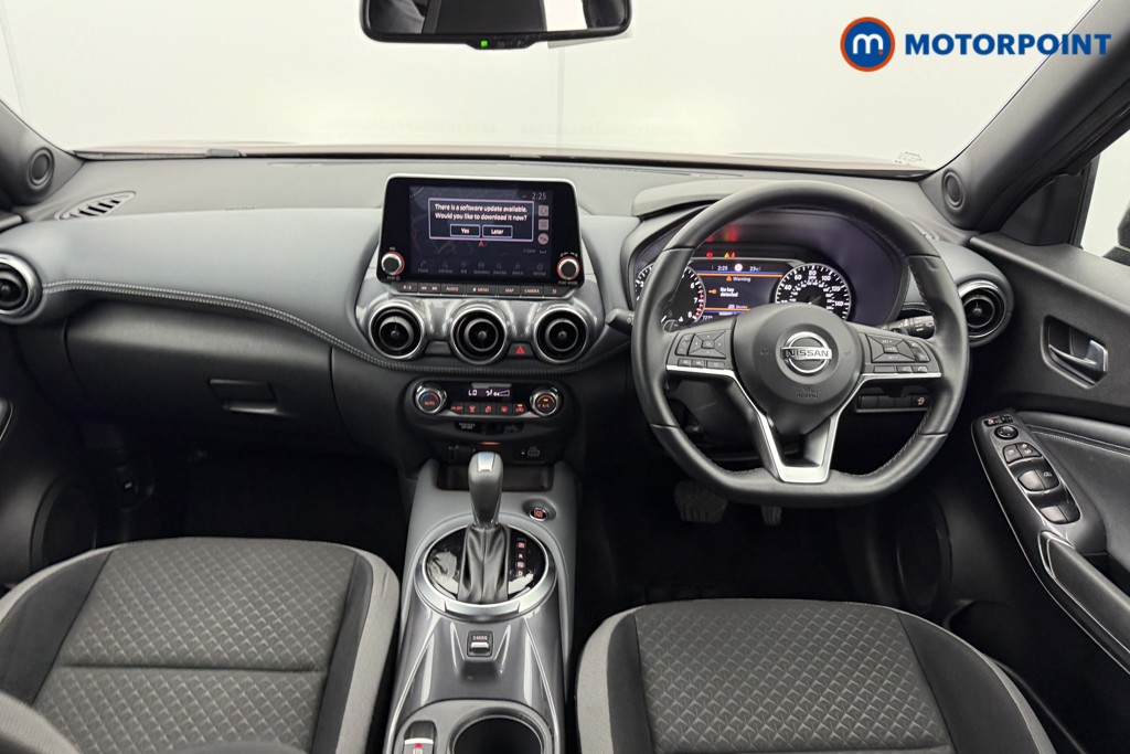 Nissan Juke N-Connecta Automatic Petrol SUV - Stock Number (1562822) - 1st supplementary image