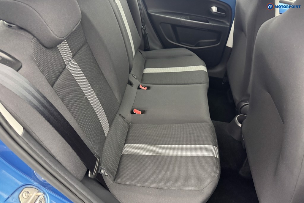 Volkswagen UP High Up Manual Petrol Hatchback - Stock Number (1562826) - 4th supplementary image