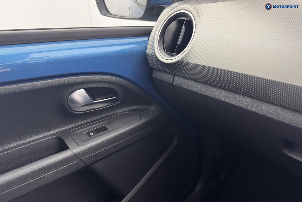 Volkswagen UP High Up Manual Petrol Hatchback - Stock Number (1562826) - 15th supplementary image