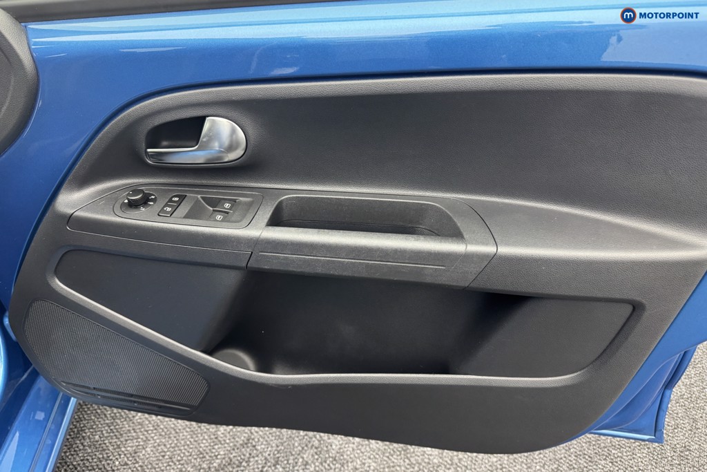 Volkswagen UP High Up Manual Petrol Hatchback - Stock Number (1562826) - 20th supplementary image