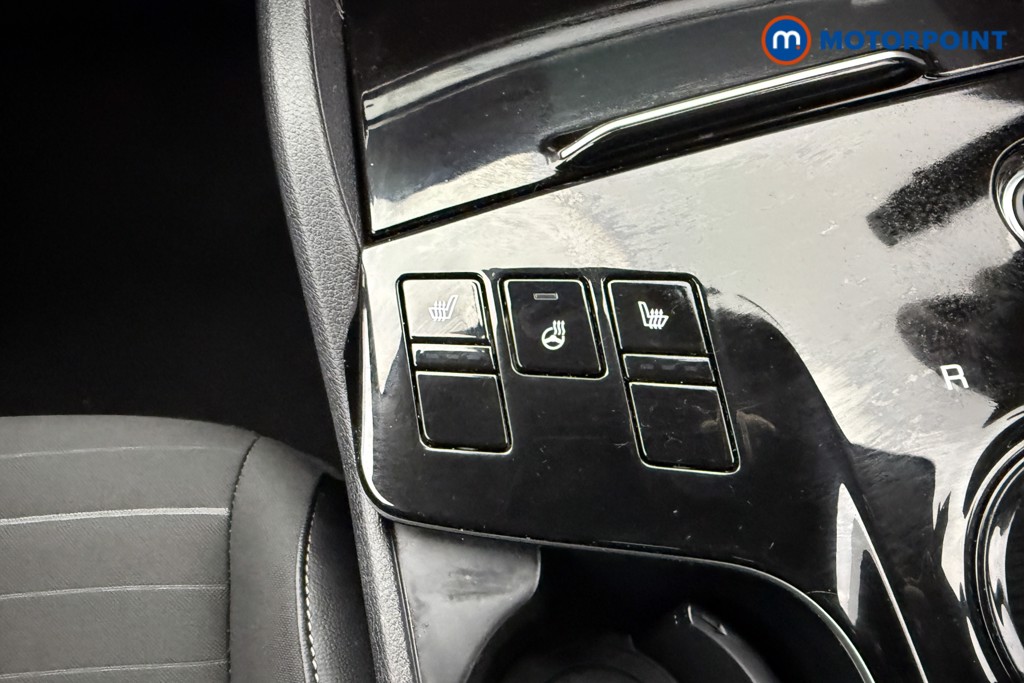 KIA Sportage 3 Automatic Petrol-Electric Hybrid SUV - Stock Number (1562837) - 12th supplementary image