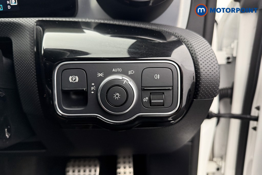Mercedes-Benz CLA Amg Line Automatic Petrol Coupe - Stock Number (1562841) - 14th supplementary image