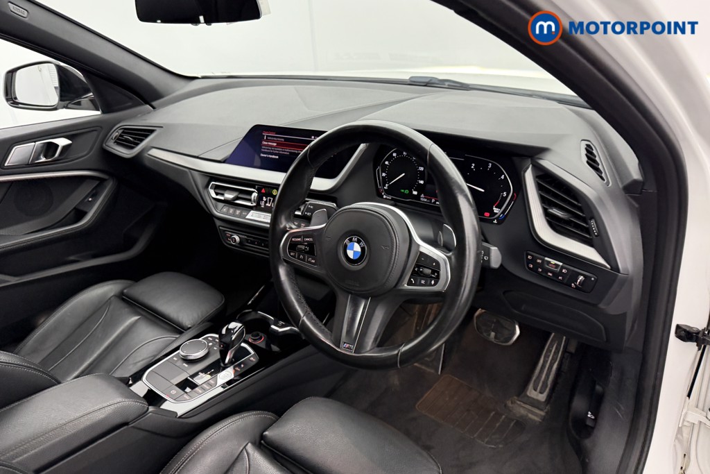 BMW 1 Series M Sport Automatic Diesel Hatchback - Stock Number (1562907) - 4th supplementary image