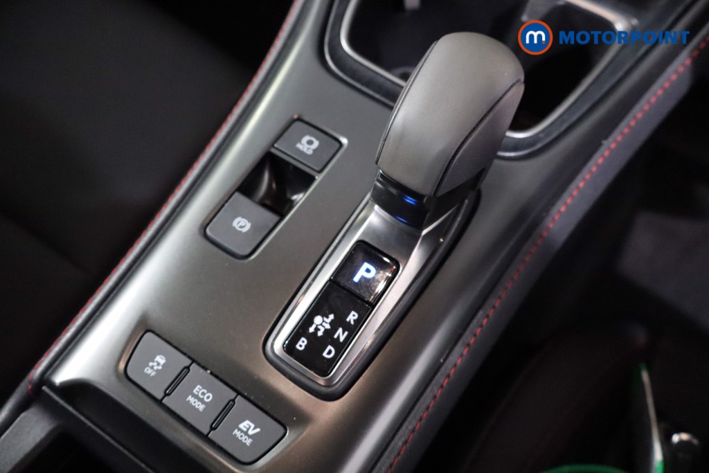 Lexus LBX Premium Automatic Petrol-Electric Hybrid SUV - Stock Number (1563123) - 14th supplementary image
