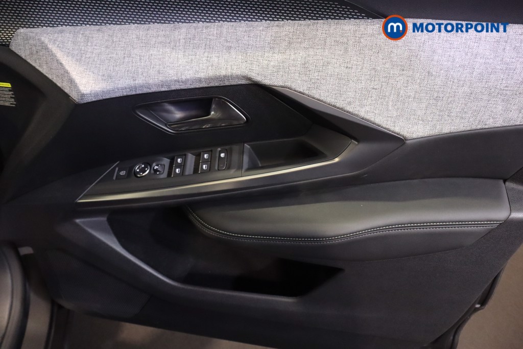 Peugeot 3008 GT Automatic Petrol-Electric Hybrid SUV - Stock Number (1563176) - 7th supplementary image