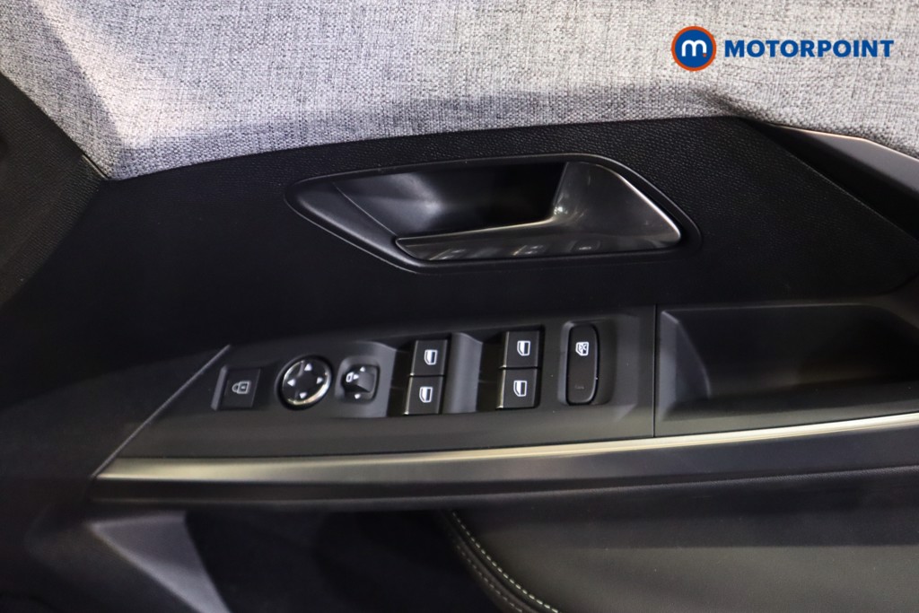 Peugeot 3008 GT Automatic Petrol-Electric Hybrid SUV - Stock Number (1563176) - 8th supplementary image