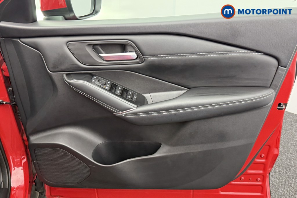 Nissan Qashqai N-Connecta Manual Petrol SUV - Stock Number (1563195) - 17th supplementary image