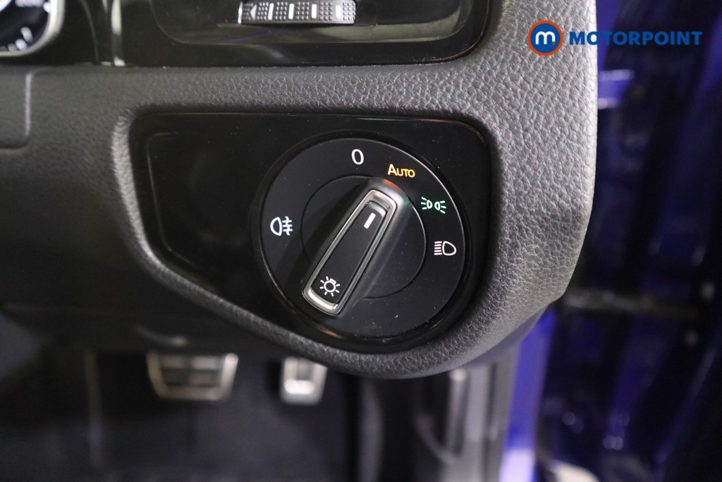 Volkswagen Golf R Automatic Petrol Hatchback - Stock Number (1563237) - 9th supplementary image