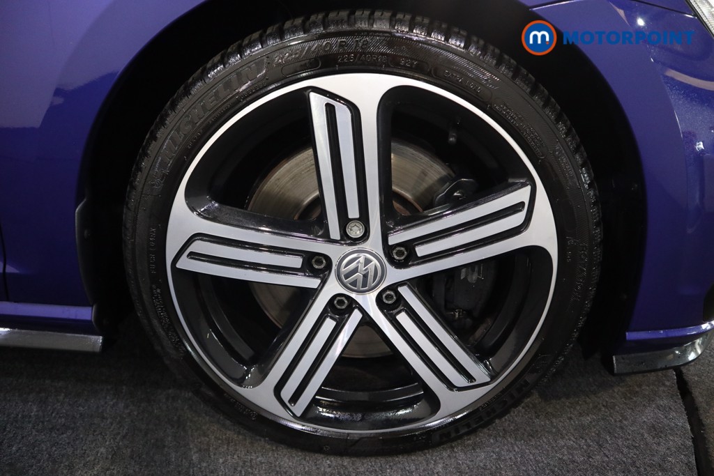 Volkswagen Golf R Automatic Petrol Hatchback - Stock Number (1563237) - 17th supplementary image