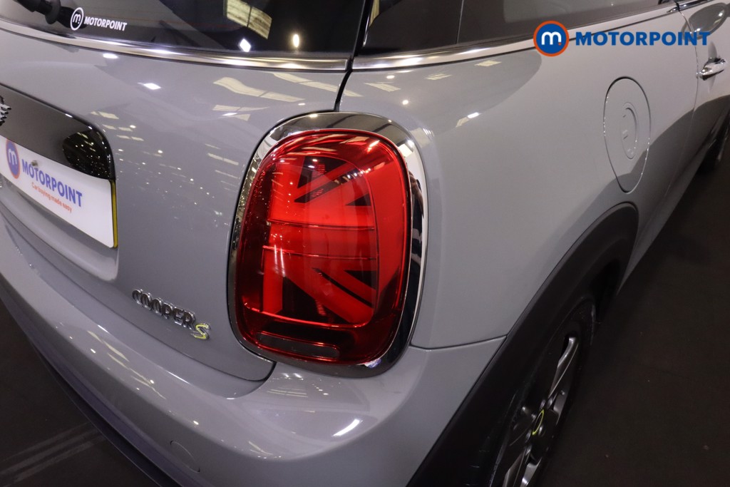 Mini Hatchback Cooper S Level 1 Automatic Electric Hatchback - Stock Number (1563305) - 21st supplementary image