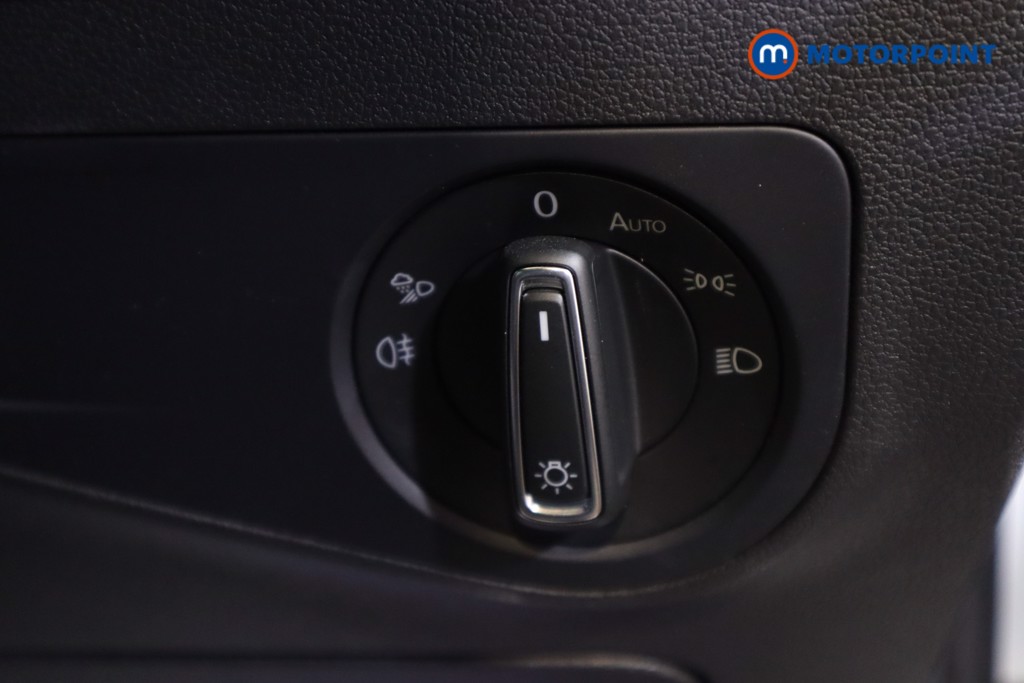 Volkswagen Tiguan R-Line Automatic Petrol SUV - Stock Number (1563464) - 10th supplementary image